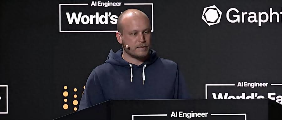 Anthropic的杀手锏：一个本科辍学、自学编程的“Claude Code之父”