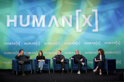 AI裁员,裁到了“消费”这根大动脉?