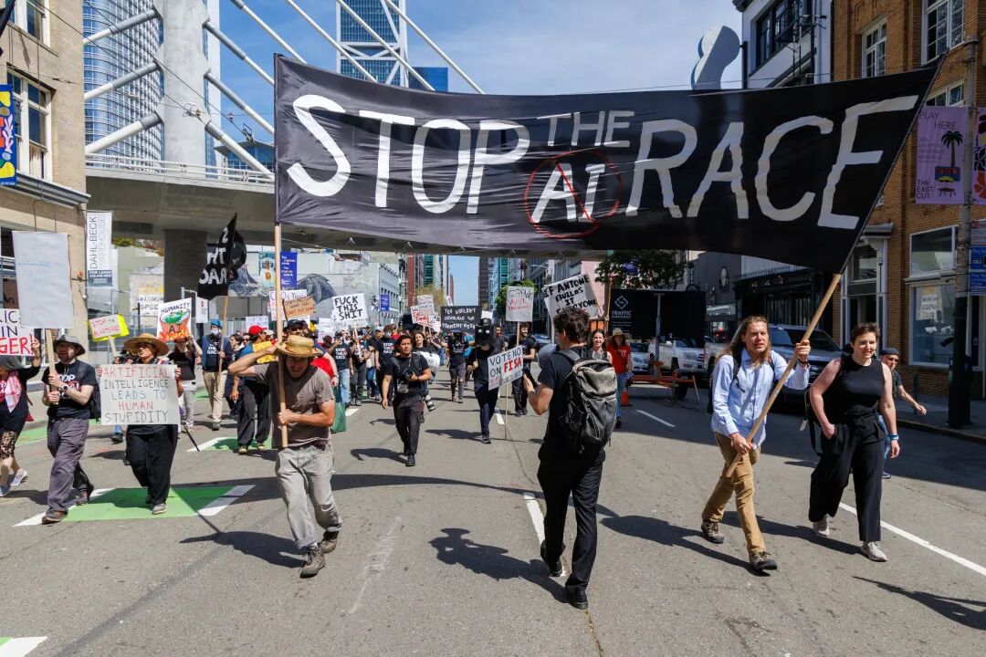 奥特曼家被炸了！