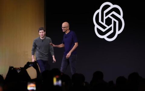 OpenAI 和微软官宣「分手」，七年 CP 终成塑料