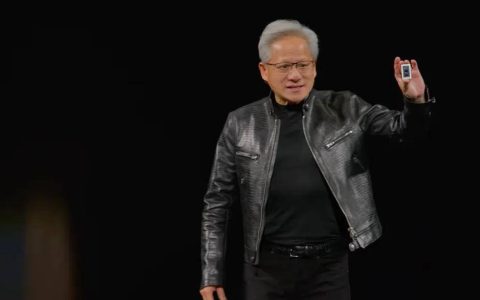 刚刚，英伟达重新定义PC！史上最高效CPU来了