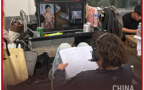 AI冲击下的“短剧之城”：产能从月千部到三成，老板集体换轨